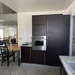 Maison Individuelle Avec Piscine Et Grand Jardin, 6-8 Pers, - Fr-1-495-140 *