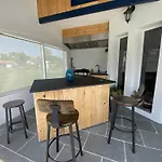 Maison Individuelle Avec Piscine Et Grand Jardin, 6-8 Pers, - Fr-1-495-140 * Urt