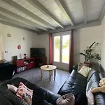 Maison Individuelle Avec Piscine Et Grand Jardin, 6-8 Pers, - Fr-1-495-140 Vakantiehuis Urt