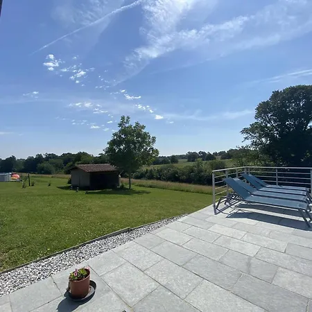 Ferienhaus Maison Individuelle Avec Piscine Et Grand Jardin, 6-8 Pers, - Fr-1-495-140 *