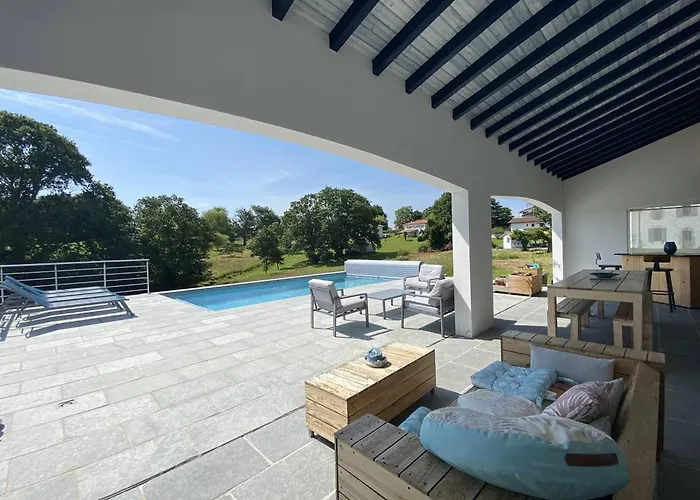 Ferienhaus Maison Individuelle Avec Piscine Et Grand Jardin, 6-8 Pers, - Fr-1-495-140 *