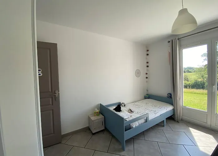 Ferienhaus Maison Individuelle Avec Piscine Et Grand Jardin, 6-8 Pers, - Fr-1-495-140 *