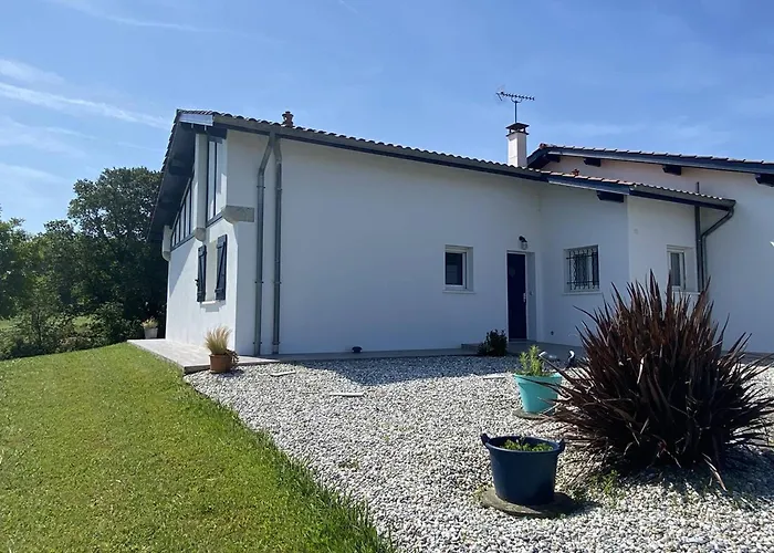 Ferienhaus Maison Individuelle Avec Piscine Et Grand Jardin, 6-8 Pers, - Fr-1-495-140 Urt