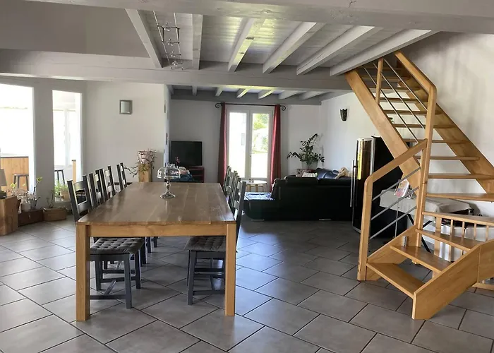 Ferienhaus Maison Individuelle Avec Piscine Et Grand Jardin, 6-8 Pers, - Fr-1-495-140 *