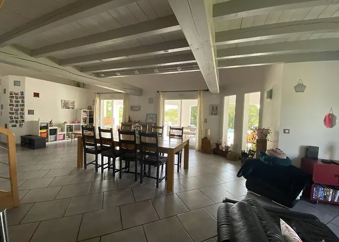 Maison Individuelle Avec Piscine Et Grand Jardin, 6-8 Pers, - Fr-1-495-140 Ferienhaus Urt